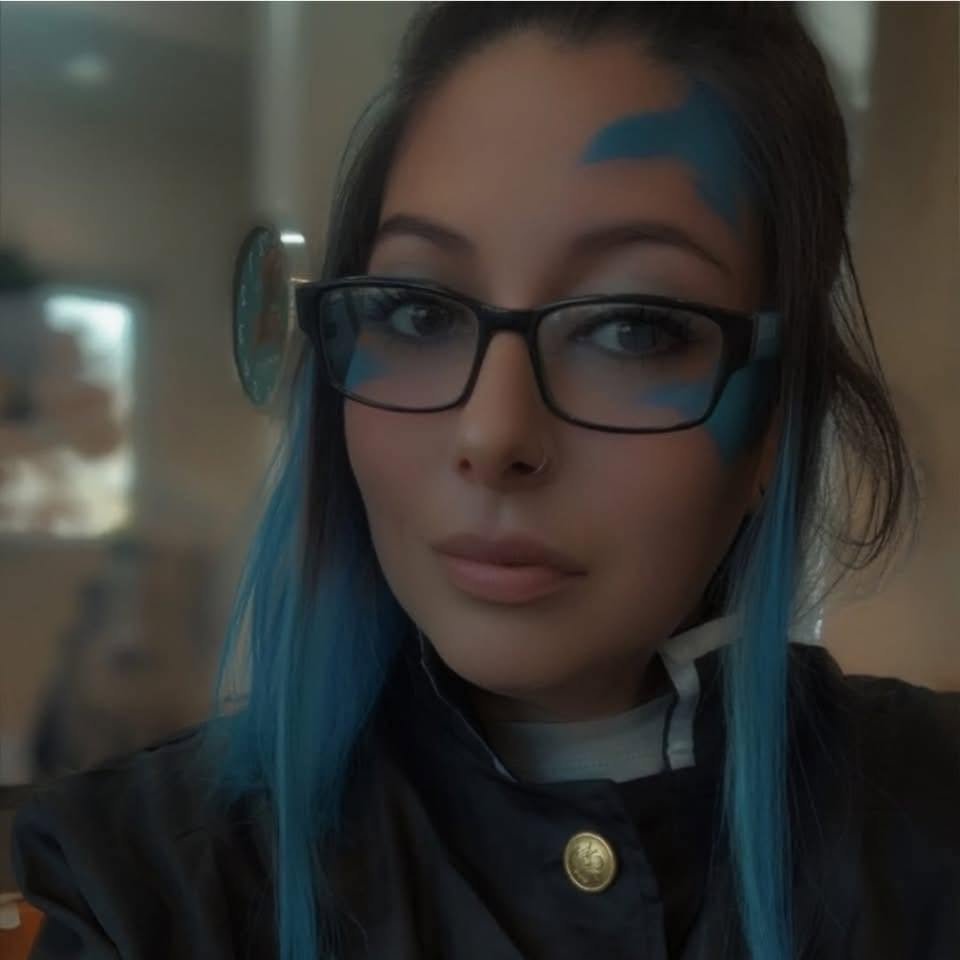 Torres Sapphire - Crafty Puns Writer